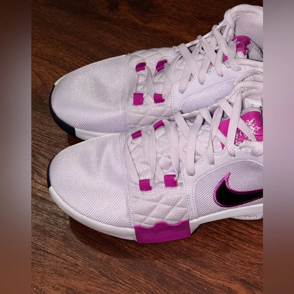 Nike lebron